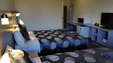 Colac Central Hotel-Motel - E Caravan Parks 2