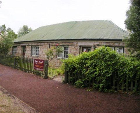Colonial Cottages Of Ross - E Caravan Parks 1