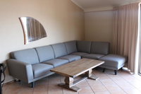 Colonial Court Beachfront Motel  Holiday Stay