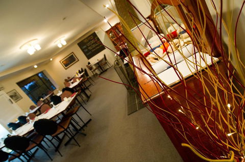 Colonial Motor Lodge Scone - E Caravan Parks 3