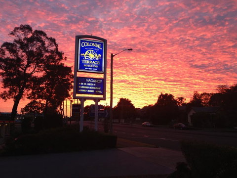 Colonial Terrace Motor Inn - E Caravan Parks 2