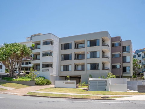 Columbia Point U6, 7 Bulcock Beach Esp - E Caravan Parks 3