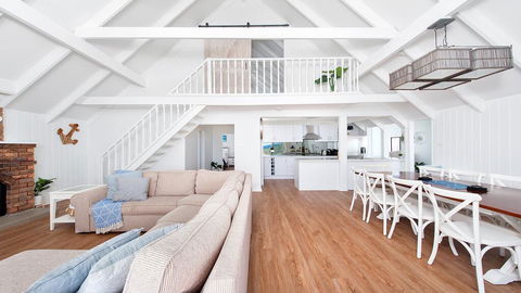Combined Kingsley Beach House - E Caravan Parks 2