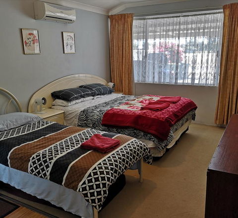 Comfort Inn - E Caravan Parks 0