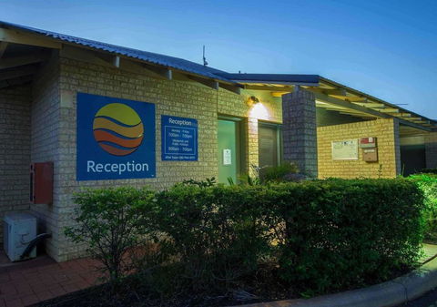Comfort Inn & Suites Karratha - E Caravan Parks 3