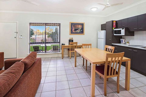 Comfort Inn & Suites Karratha - E Caravan Parks 2