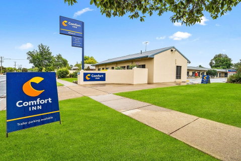 Comfort Inn Benalla - E Caravan Parks 0