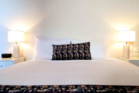 Comfort Inn Benalla - E Caravan Parks 1