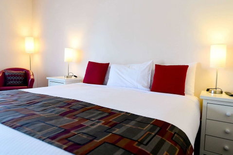 Comfort Inn Benalla - E Caravan Parks 3