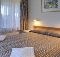 Comfort Inn Cedar Lodge - E Caravan Parks