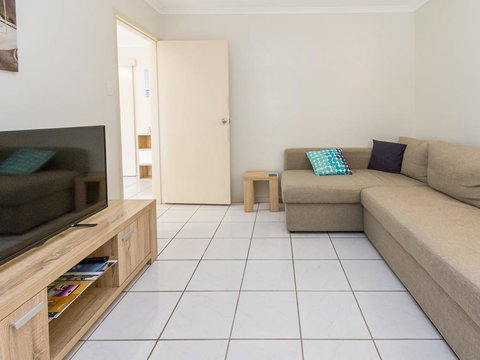 Comfy And Cosy Ground Floor Unit - E Caravan Parks 0