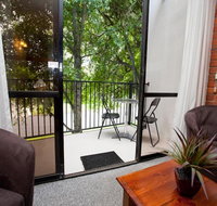Connells Motel  Serviced Apartments - E Caravan Parks