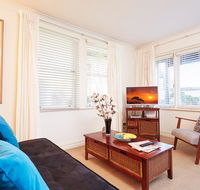 Convenient Studio With Lovely Courtyard - E Caravan Parks