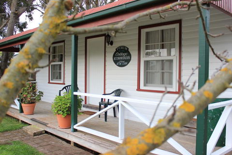 Coonawarra's Pyrus Cottage - E Caravan Parks 0