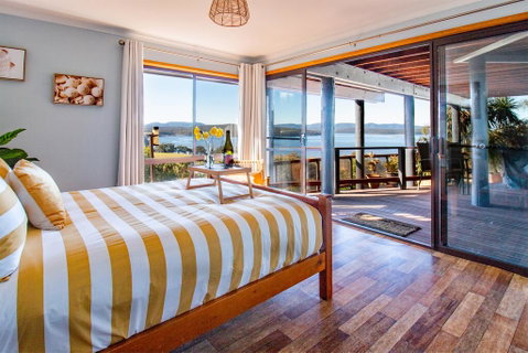 Coota Views Unit - E Caravan Parks 1