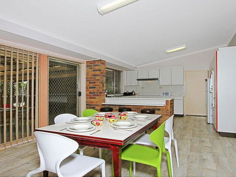 Corner Haven - Family Retreat With Outdoor Living - E Caravan Parks 2
