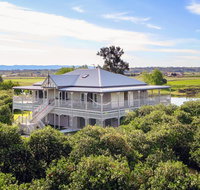 Cornwallis House - E Caravan Parks