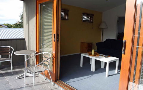 Corsair Breeze - E Caravan Parks 2