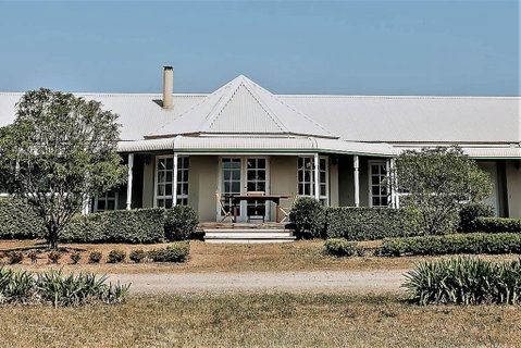 Corunna Station Country House - E Caravan Parks 1