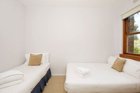 Cosy 2BR Plus Parking In Nth Sydney - E Caravan Parks 3