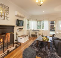 Cottage in the Forest - E Caravan Parks