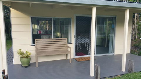 Country Charm - E Caravan Parks 2