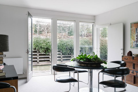 Cousin Gilbert Daylesford - E Caravan Parks 3