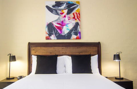 Crescent Motel Taree - E Caravan Parks 2