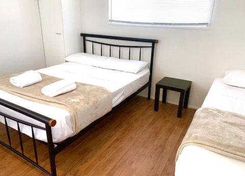 Crows Nest Tourist Park - E Caravan Parks 2