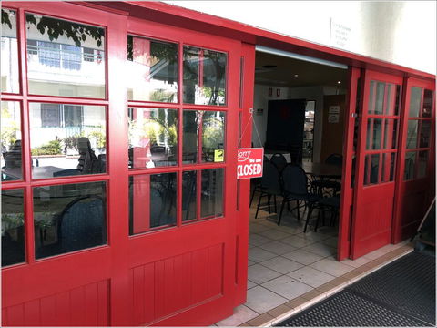 Crystal Garden Resort & Restaurant - E Caravan Parks 1
