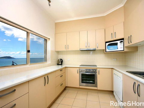 Cumbernauld #25 - 25/12 Terrigal Esp, Terrigal - E Caravan Parks 1