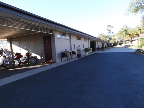 Dalby Parkview Motel - E Caravan Parks 1