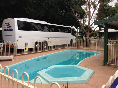 Darling River Motel - E Caravan Parks 0