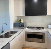 Delicate and Peaceful Bundoora Townhouse 10