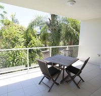 Delightful family apartment in modern complex - E Caravan Parks