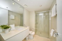 Deluxe Private Apartment in Surfers Paradise