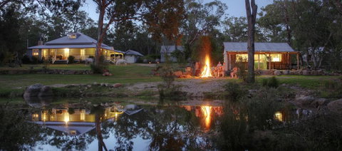 Diamondvale B&B Cottages Stanthorpe - E Caravan Parks 0