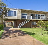 Dolphin Breeze - fully fenced and pet friendly - E Caravan Parks