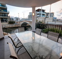 Dolphin Quay Apartment-3 Bedroom - E Caravan Parks