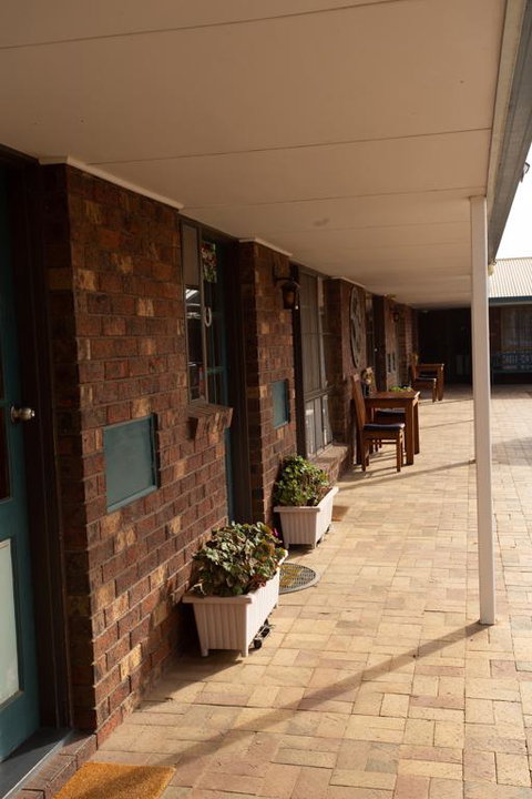 Donald Motor Lodge - E Caravan Parks 3