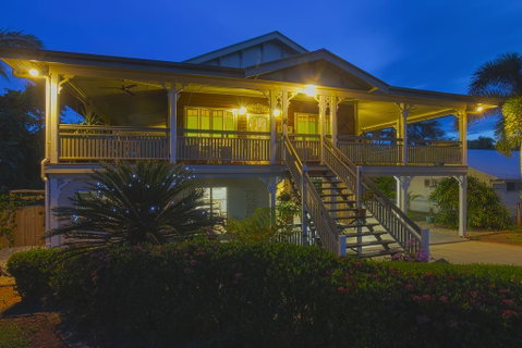 Driftwood Bed And Breakfast - E Caravan Parks 0