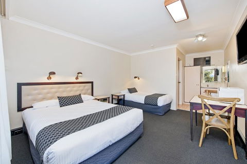Econo Lodge Savannah Park Tamworth - E Caravan Parks 2
