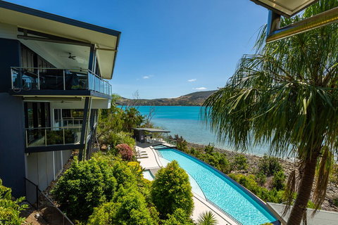 Edge Apartments - E Caravan Parks 0