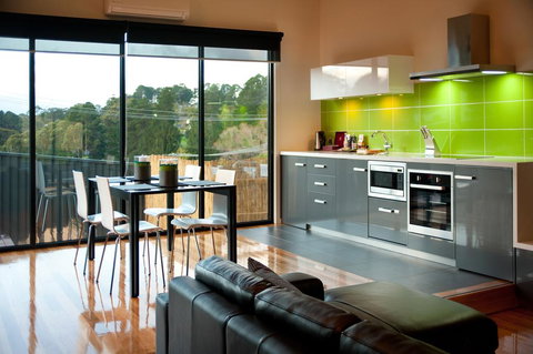 Elira 1 - E Caravan Parks 3