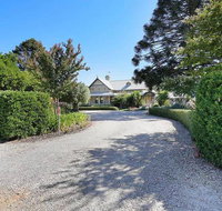 Elizabeth House - E Caravan Parks