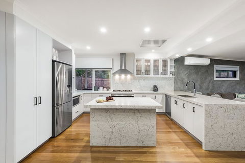 Ellerina Sea Vista Luxury Family Retreat With Sauna, Pool, Amazing Water Views, Walk To Beach - E Caravan Parks 2