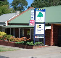 Elms Motor Inn - E Caravan Parks