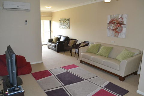 ELSINOR Townhouse 8 Mulwala - E Caravan Parks 3