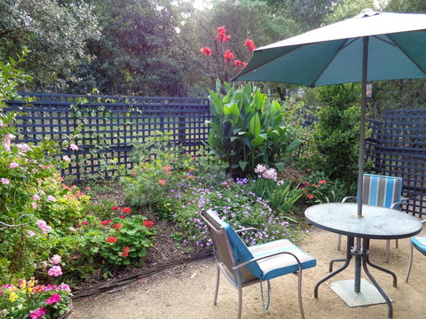 Eltham South Lodge - E Caravan Parks 2