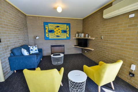 Emmanuel Holiday Apartment - E Caravan Parks 2